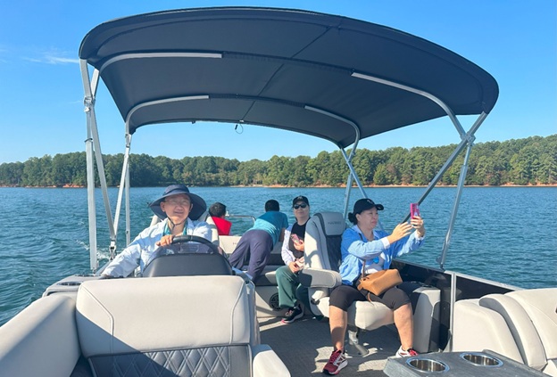 LakeCruise_04.jpg