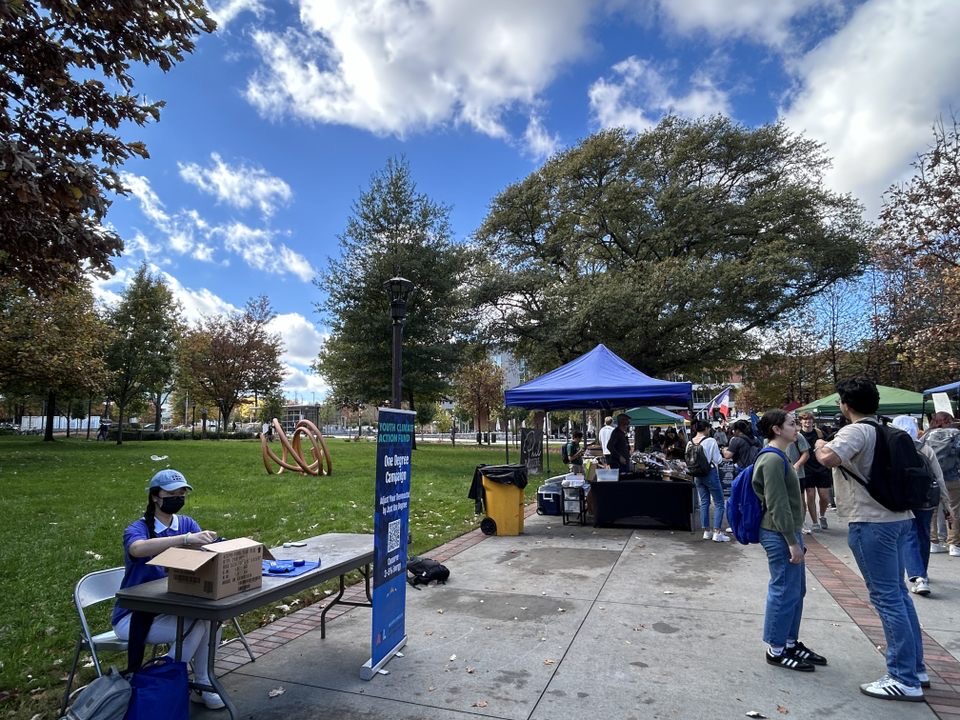 One degree campaign Tech Green tabling again 12.jpeg